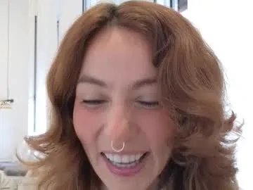 Freechat evangelyne1 on Chaturbate