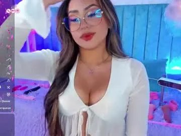 Freechat eveline_figeroa on Chaturbate