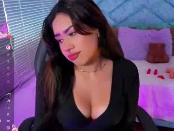 Freechat eveline_figeroa on Chaturbate