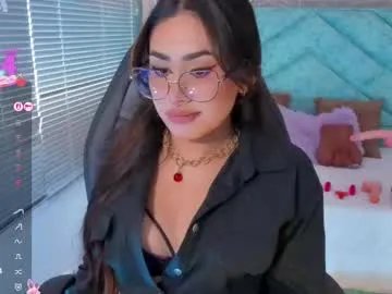 Freechat eveline_figeroa on Chaturbate