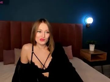 Freechat evelynpoole on Chaturbate