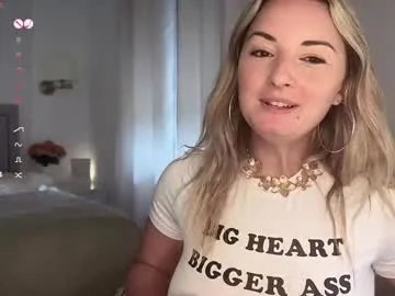 Freechat french_riv1era on Chaturbate