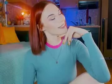 Freechat giantess_eva on Chaturbate