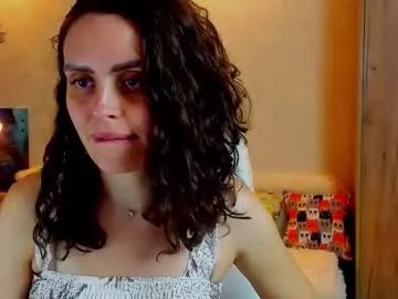 Freechat gloria_wood on Chaturbate