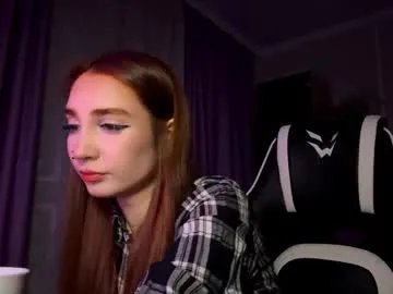 Freechat halliemcanaw on Chaturbate