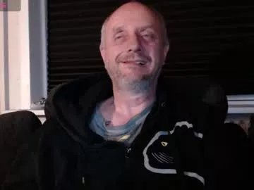 Freechat hardmrlazy on Chaturbate