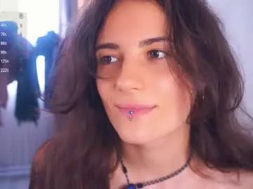 Freechat hollymonica on Chaturbate