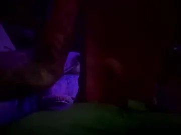 Freechat howbowdadareboy33 on Chaturbate