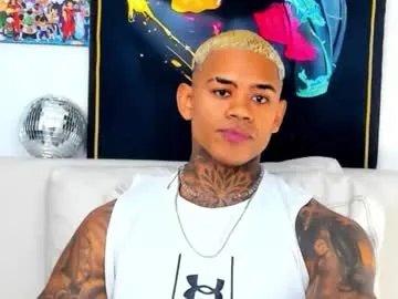 Freechat independent_project on Chaturbate