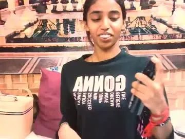 Freechat indiansexyslender4u2luv on Chaturbate