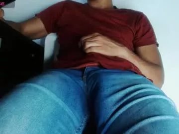 Freechat jeisongk on Chaturbate