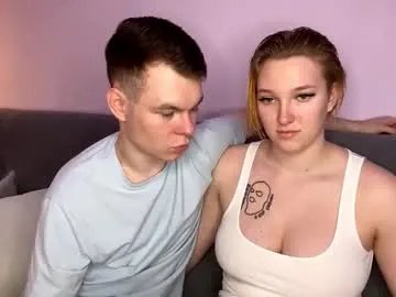 Freechat julielourens on Chaturbate