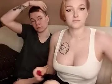 Freechat julielourens on Chaturbate