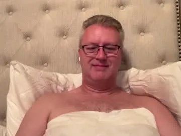 Freechat justavoyeurhere on Chaturbate