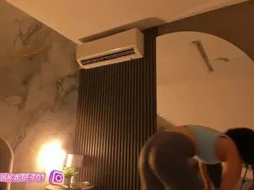 Freechat katemoss70 on Chaturbate