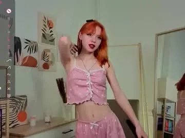 Freechat kieshaswymer on Chaturbate