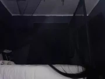 Freechat krystalblakexxx on Chaturbate