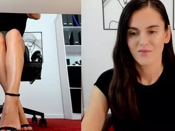 Freechat legswattitude on Chaturbate