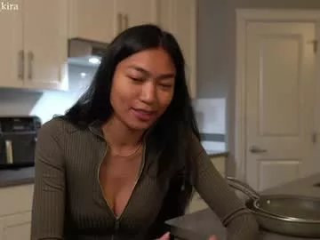 Freechat littlemiss_kira on Chaturbate