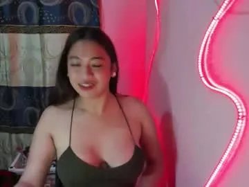 Freechat loveyoureign06 on Chaturbate