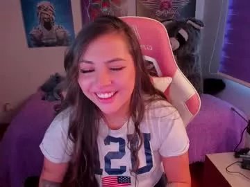 Freechat madeleine_shinobi on Chaturbate