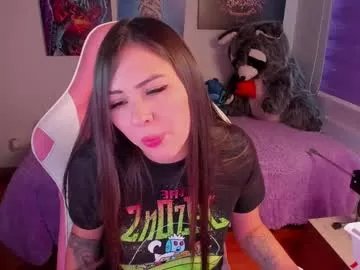 Freechat madeleine_shinobi on Chaturbate