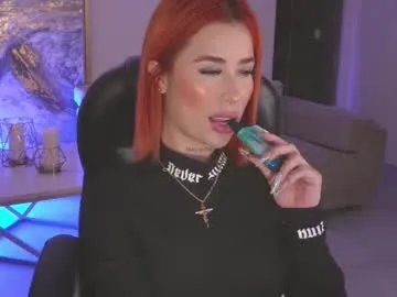 Freechat madelinefox_ on Chaturbate