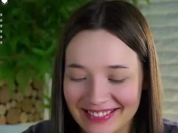 Freechat maidabuoy on Chaturbate