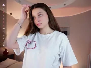 Away margarethowell on Chaturbate