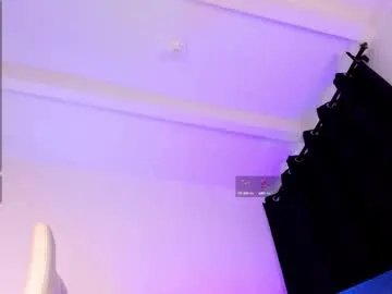 Freechat martiina_0 on Chaturbate