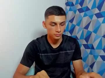 Freechat max_wild01 on Chaturbate