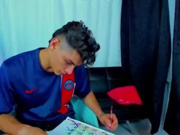 Freechat max_wild01 on Chaturbate