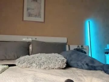 Freechat mela911carrera on Chaturbate