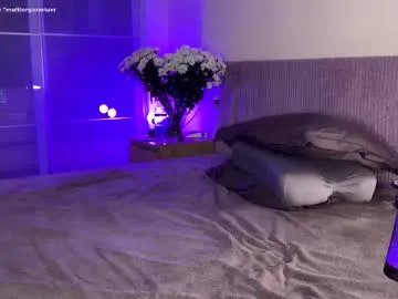 Freechat mirai_meow on Chaturbate