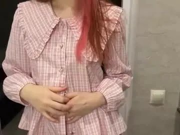 Freechat mishahartwigsen on Chaturbate