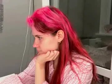 Freechat mishahartwigsen on Chaturbate