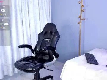 Freechat mollyybloom on Chaturbate