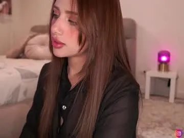 Freechat nina_mon on Chaturbate