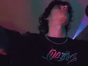 Freechat olliver___y on Chaturbate