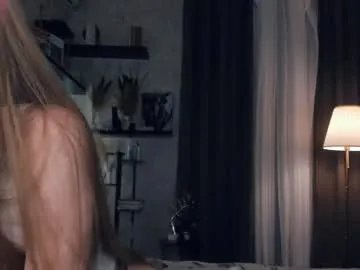 Freechat one_1ove on Chaturbate