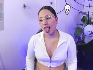 Freechat saaya_tay on Chaturbate