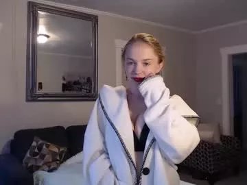 Freechat scarredthighs on Chaturbate