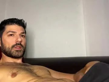 Freechat sexfriendch on Chaturbate