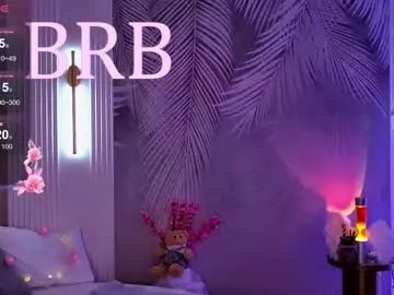 Freechat skyeyes__ on Chaturbate