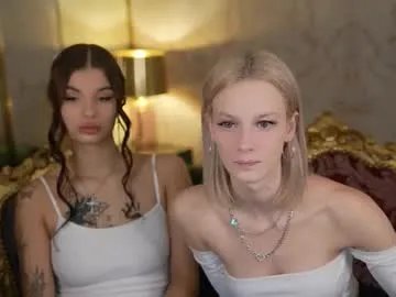 Freechat sweetdesiree_ on Chaturbate