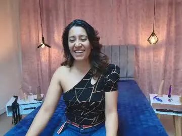 Freechat violetascott_ on Chaturbate