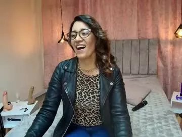 Freechat violetascott_ on Chaturbate