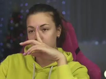 Freechat why_again_me on Chaturbate