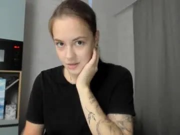 Freechat why_again_me on Chaturbate