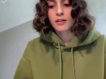 Freechat wonderland_stia on Chaturbate